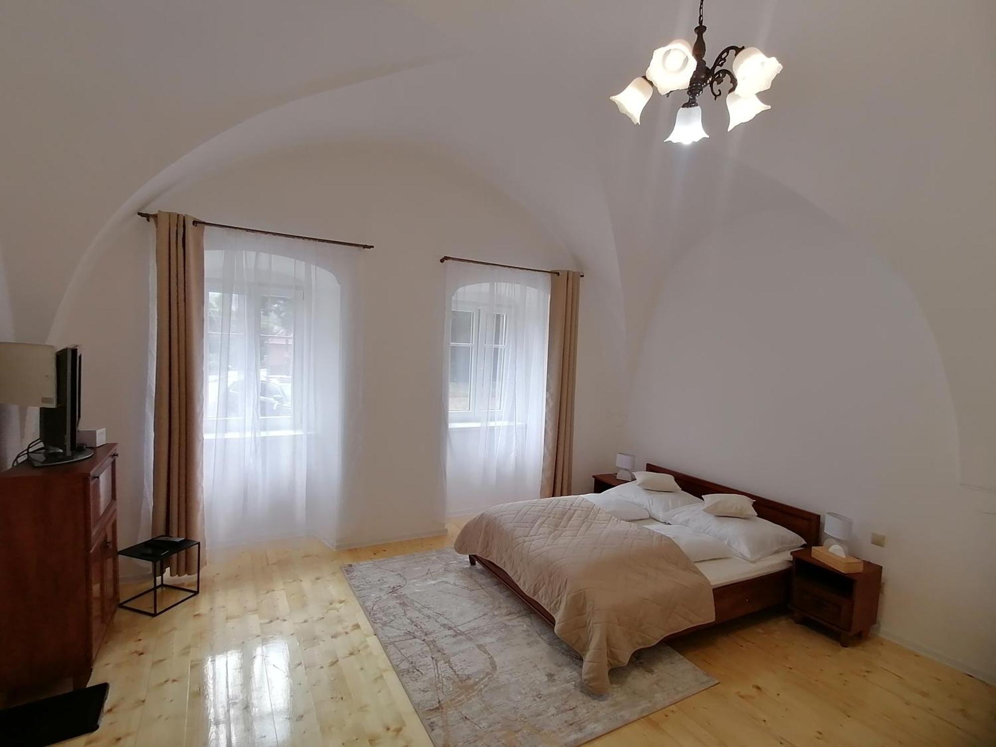 Krizkov Dom Apartment Kremnica Bagian luar foto