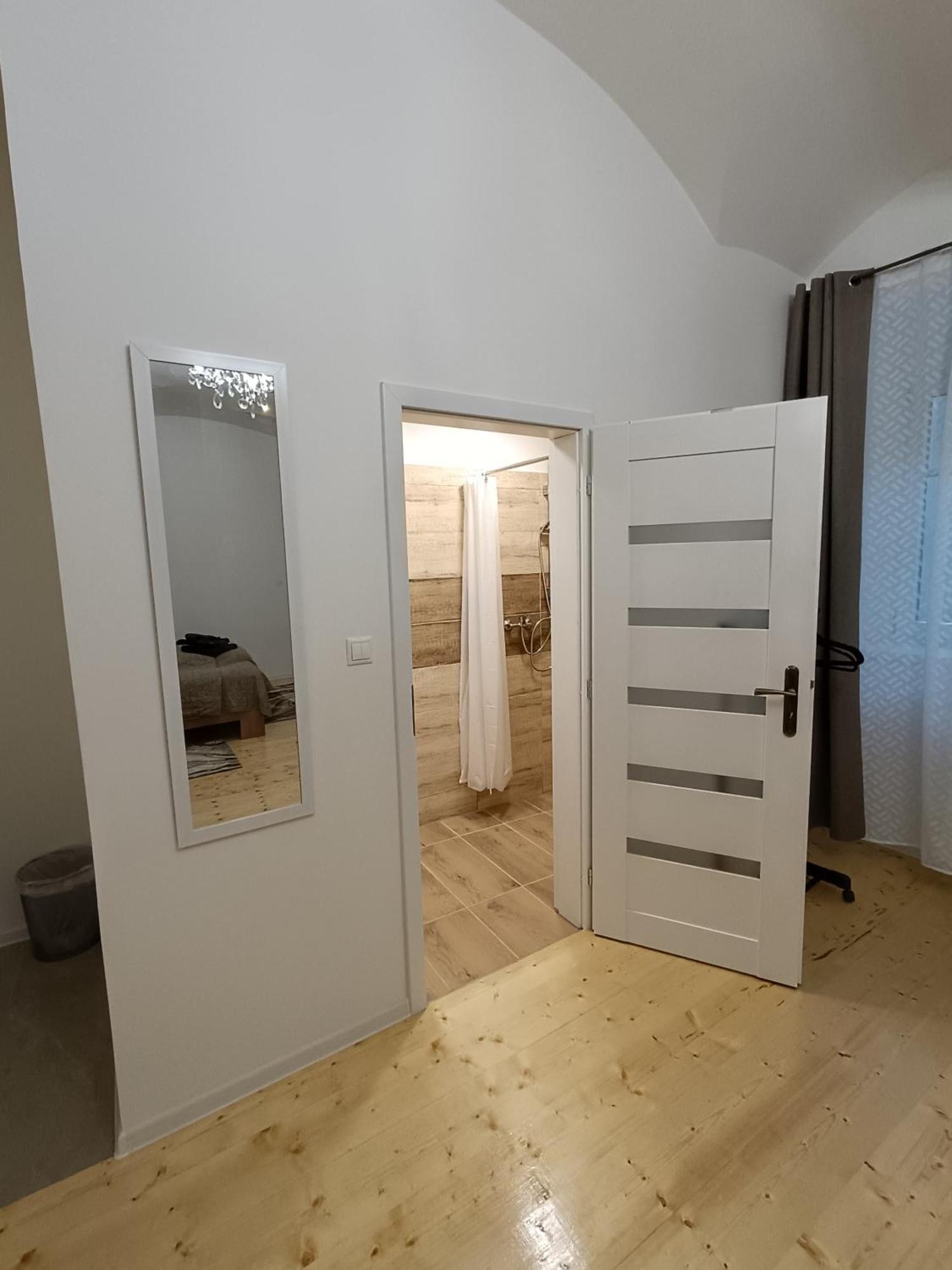 Krizkov Dom Apartment Kremnica Bagian luar foto